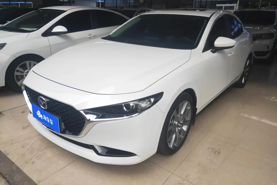 Mazda Axela Mazda3 2023 2.0L Automatic Quality Edition 2025 — photo 1, buy with delivery to Moscow