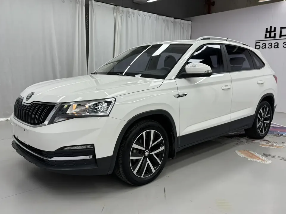 Skoda Comek Comek 2022 1.5L Automatic Comfort Edition 2022 — photo 1, buy with delivery to Moscow