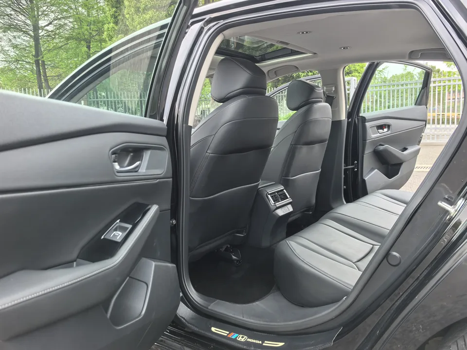 Honda Inspire Insignia 260TURBO Elegant Edition 2023 — миниатюра 3