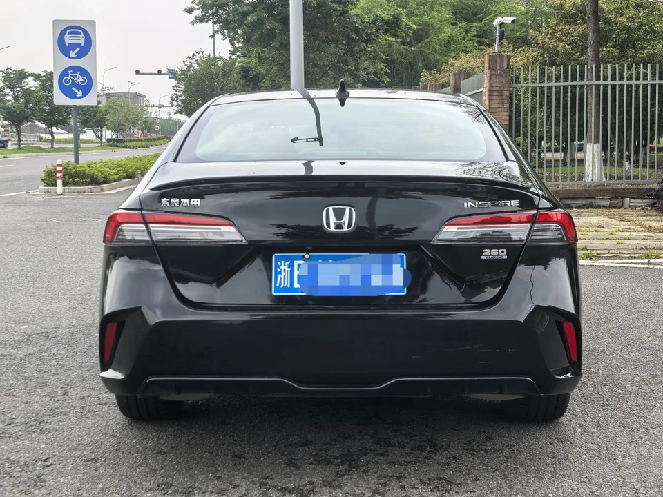 Honda Inspire Insignia 260TURBO Elegant Edition 2023 — миниатюра 4