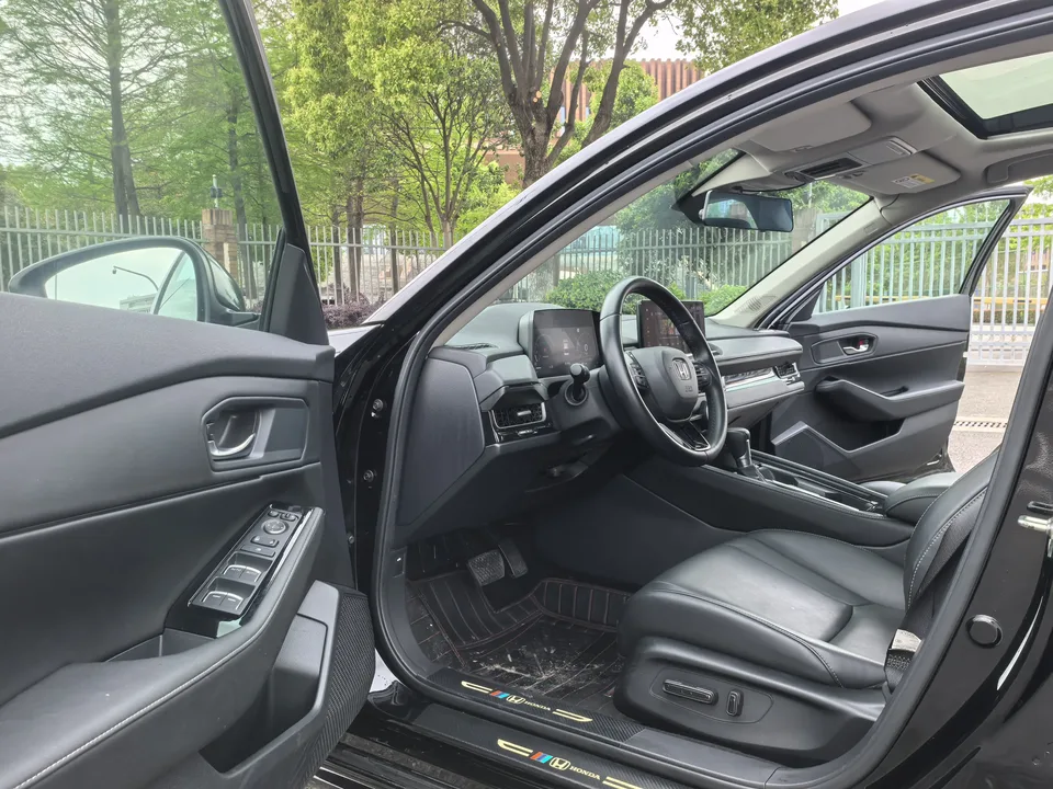 Honda Inspire Insignia 260TURBO Elegant Edition 2023 — миниатюра 5