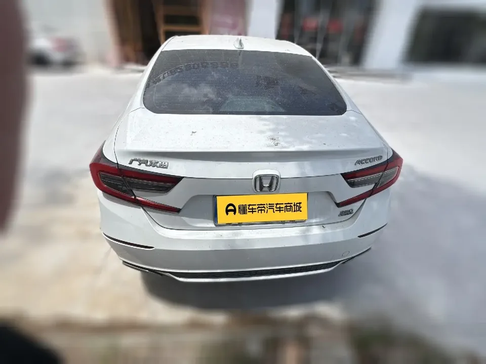 Honda Accord Accord 2022 260TURBO Deluxe Edition 2022 — миниатюра 4