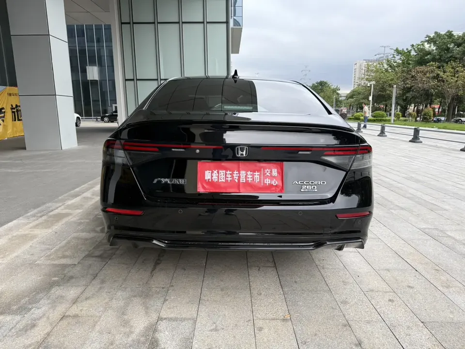 Honda Accord RuiTong 260TURBO flagship version 2024 — миниатюра 2