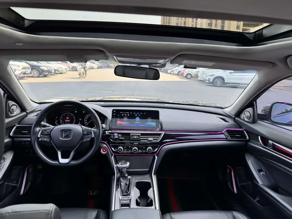 Honda Accord Accord 2022 260TURBO Deluxe Edition 2022 — миниатюра 5