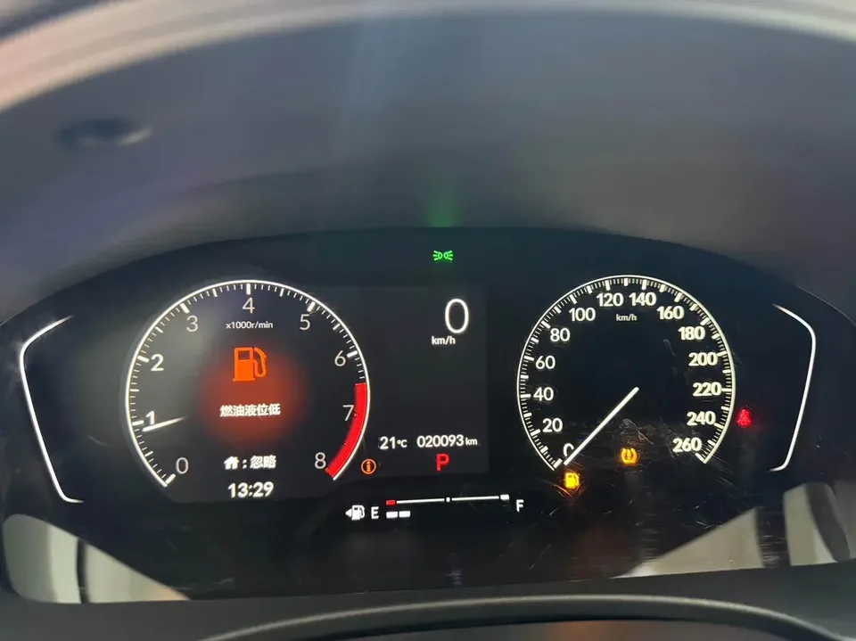 Honda CIVIC 2022 Civic 240TURBO CVT Dynamic Edition 2022 — миниатюра 3