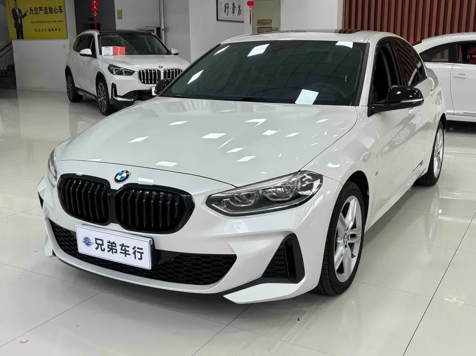 BMW 1 Series 1 Series 2023 BMW 1 Series 2023 120i M Sport Night Edition 2023 — photo 1, buy with delivery to Moscow