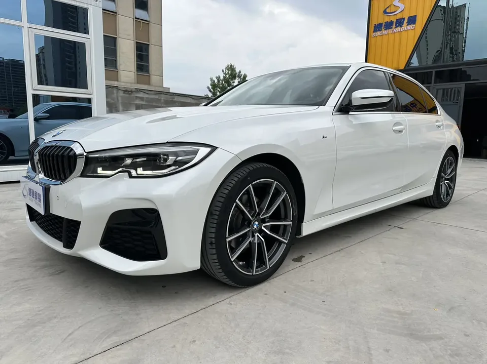 BMW 3 Series 2022