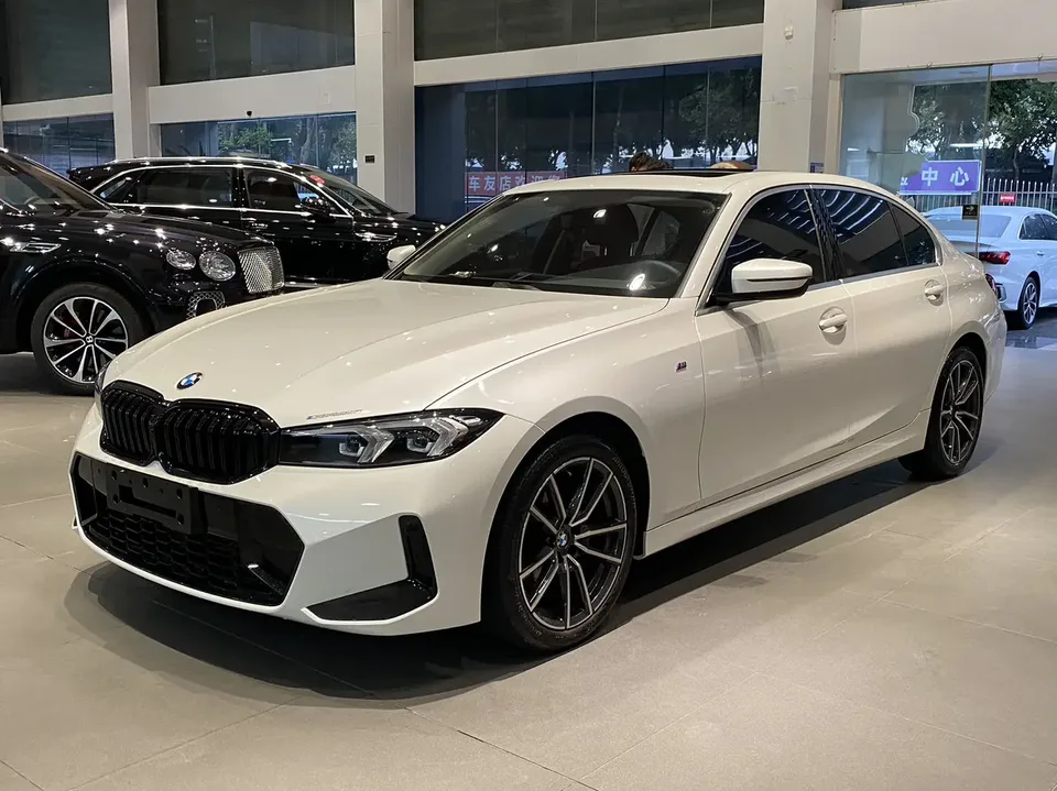 BMW 3 Series 2023