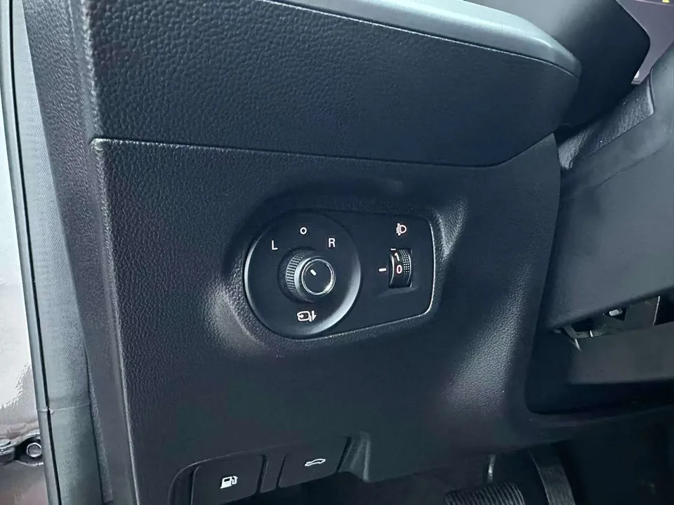 MG 5 180DVVT CVT Youth Flagship Edition 2023 — миниатюра 4