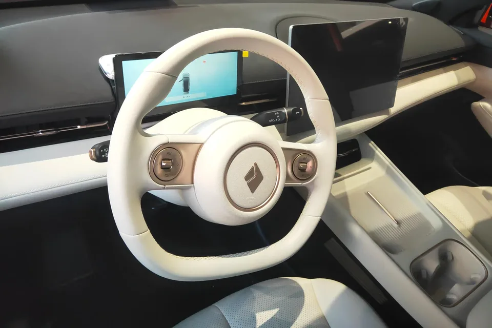 Baojun Yunhai EV 600km pure electric version 2024 — миниатюра 3