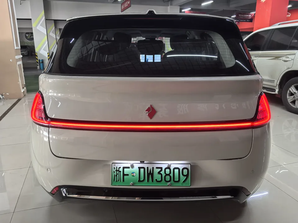 Baojun clouds clouds 460 Max 2023 — thumbnail 2