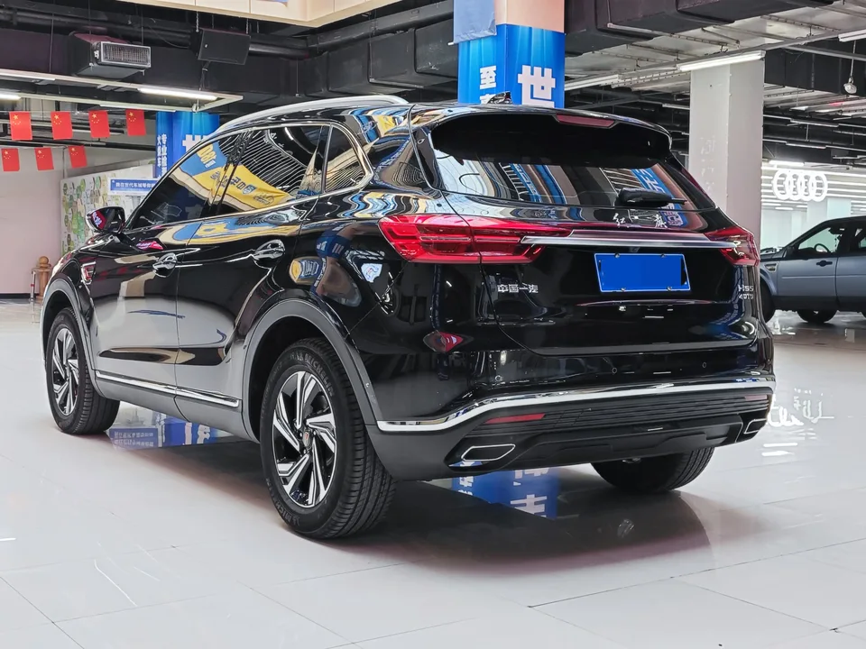 Hongqi HS5 Hongqi HS5 2022 2.0T Zhilian Qiyue Edition 2023 — миниатюра 4