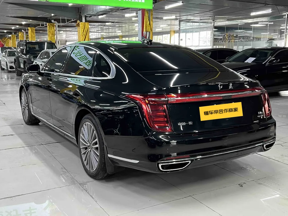 Hongqi H9 2.0T Intelligent Connection Flagship Edition 2022 — миниатюра 4