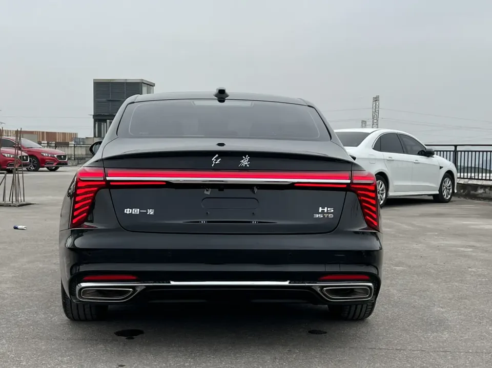 Hongqi H5 Hongqi H5 2023 1.5T DCT Zhilian Qiyue Edition 2023 — миниатюра 5