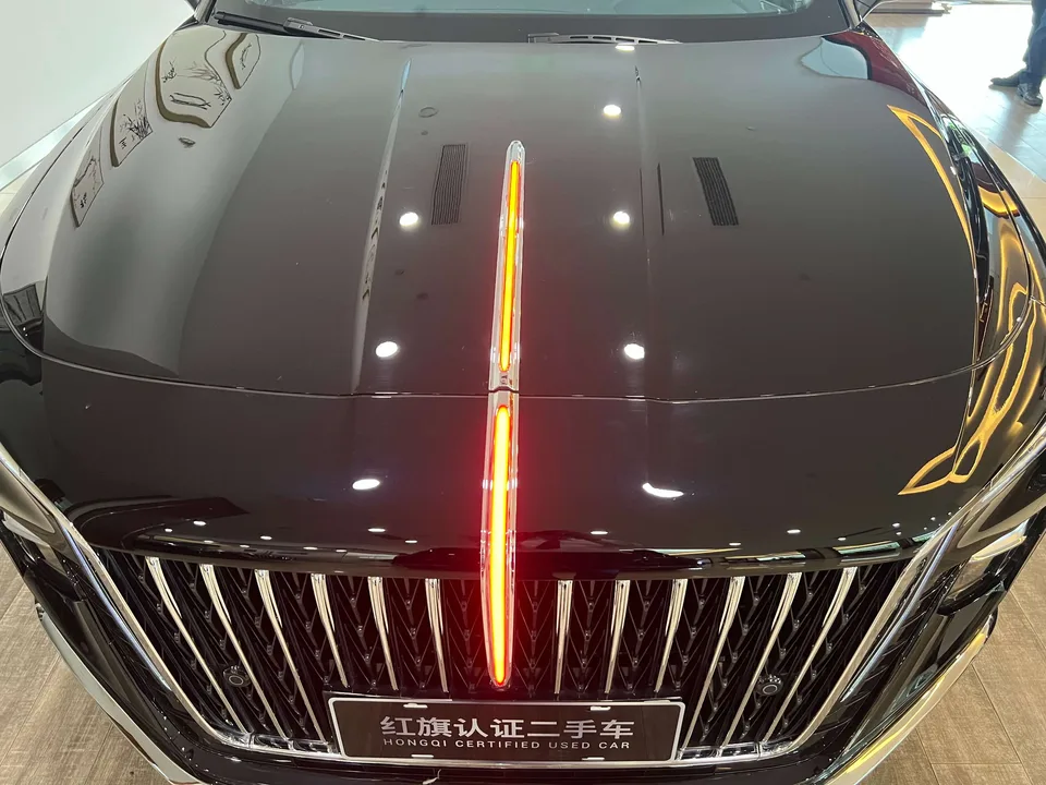 Hongqi H5 Hongqi H5 2025 1.5T DCT Flagship 500,000th Commemorative Edition 2025 — миниатюра 3