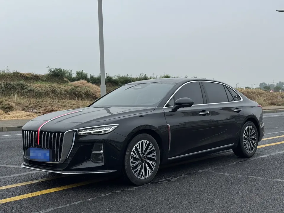 Hongqi H5 2025