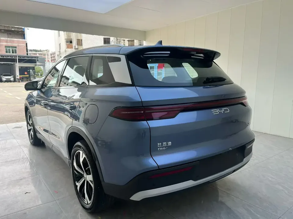 BYD Song Pro DM Song Pro DM 2025 Second Generation DM-i 115KM Excellence Edition 2025 — миниатюра 4