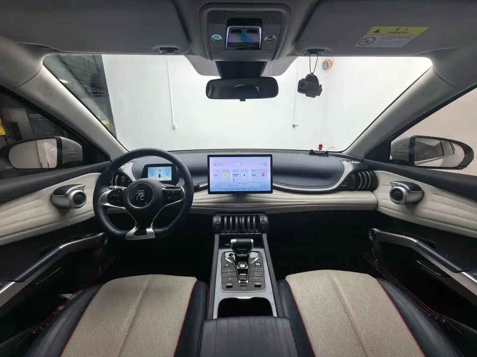 BYD Yuan Plus Yuan PLUS 430KM Luxury Edition 2023 — thumbnail 4