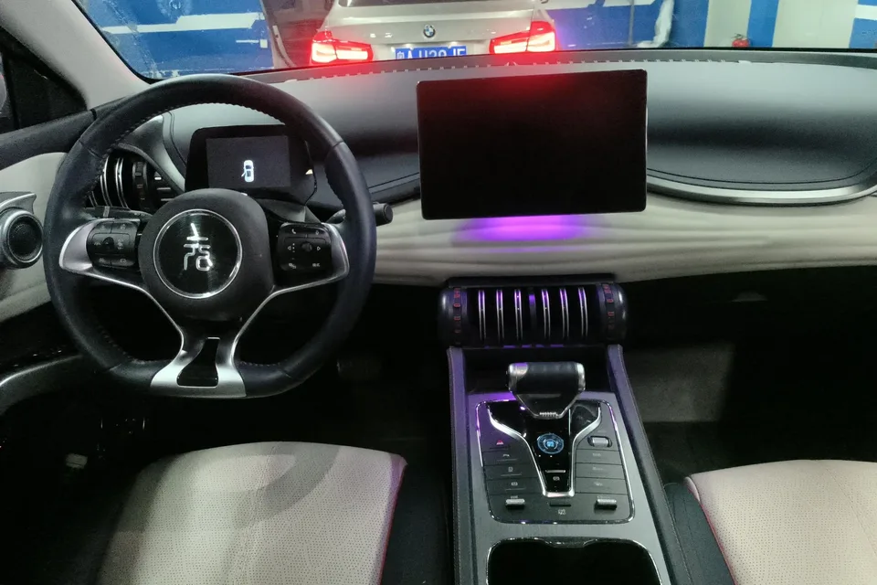 BYD Yuan Plus 430KM Premium Edition 2022 — миниатюра 3