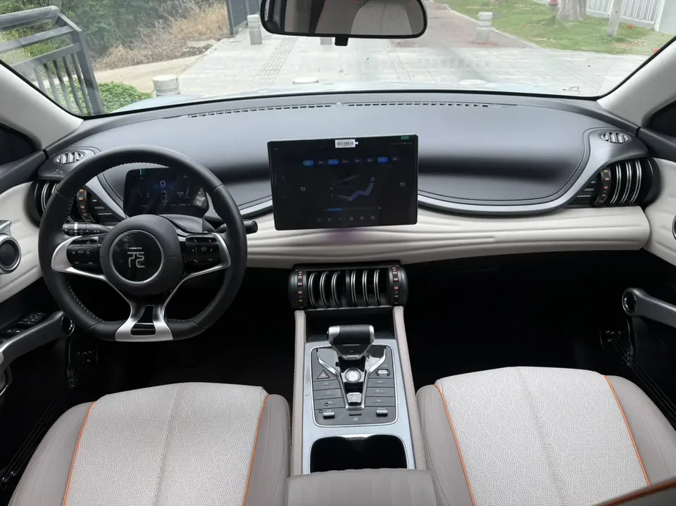 BYD Yuan Plus Honor Edition 430KM Leading Edition 2024 — миниатюра 2