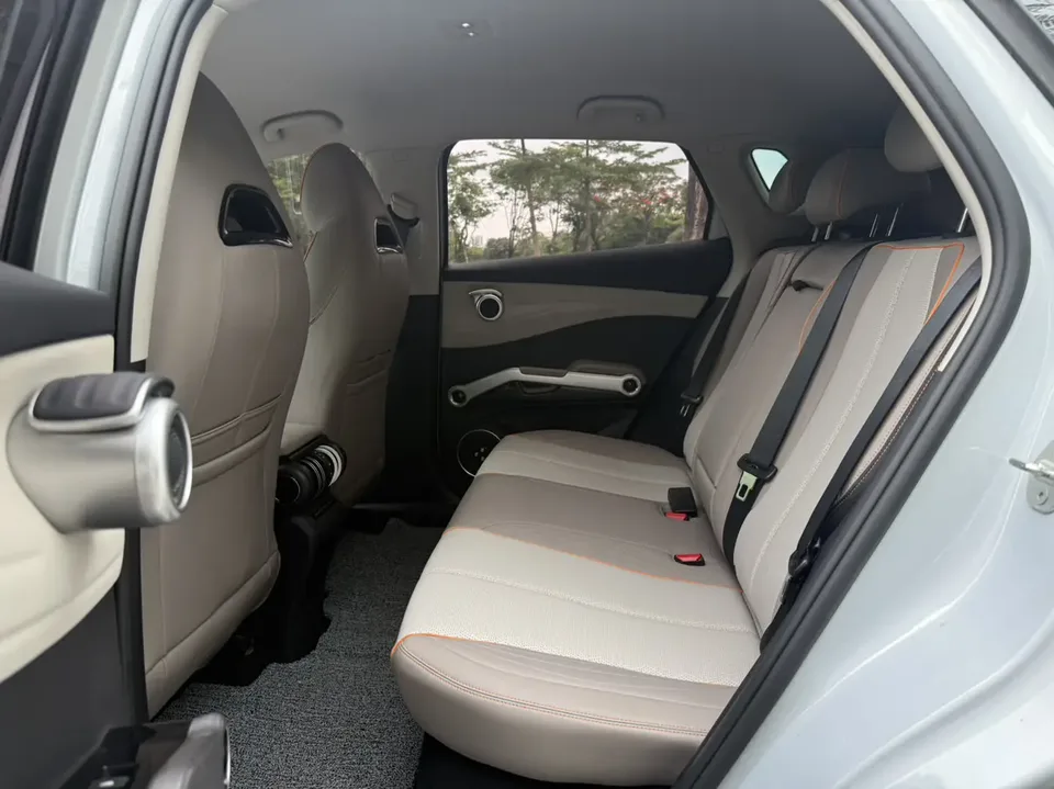 BYD Yuan Plus Honor Edition 430KM Leading Edition 2024 — миниатюра 5