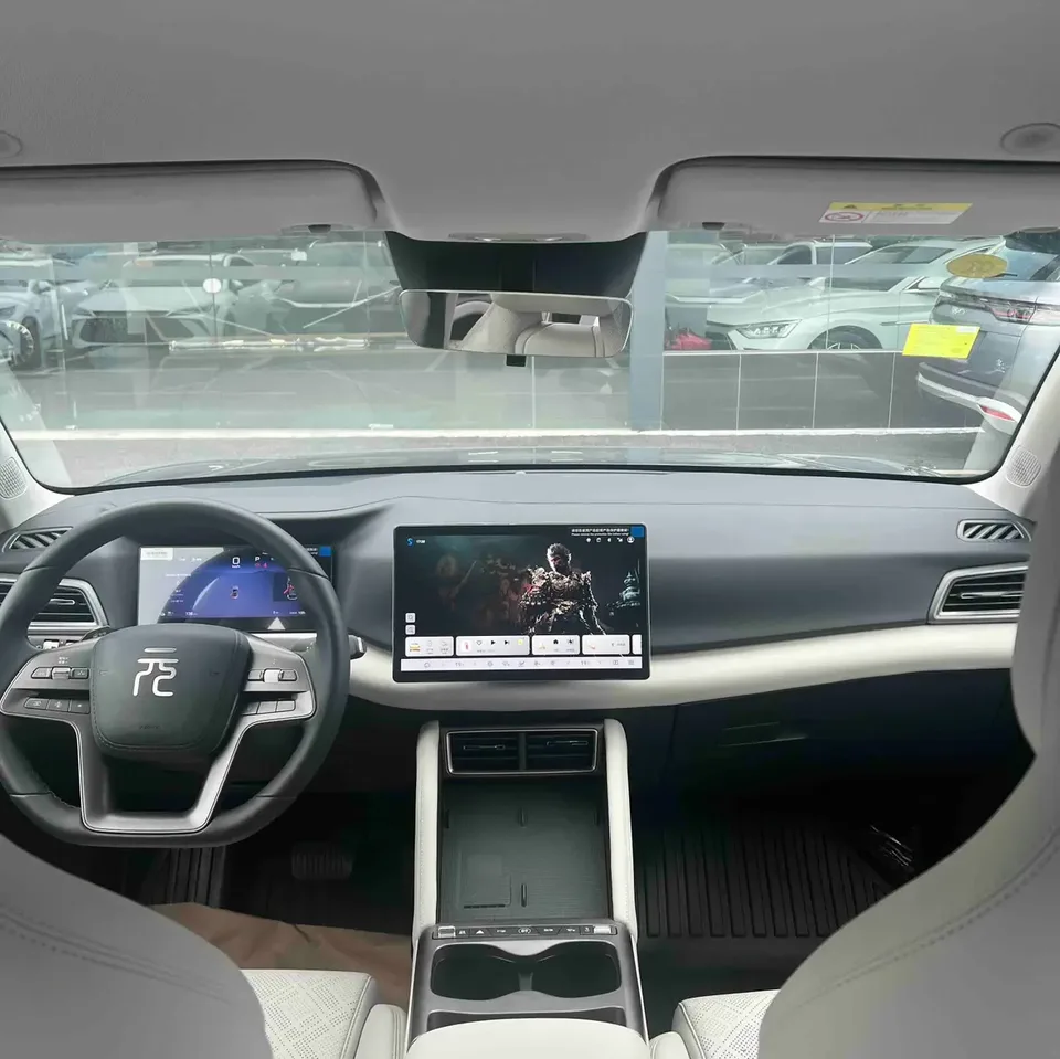 BYD Yuan Up Intelligent Driving Edition 401KM Leading Model 2025 — миниатюра 3