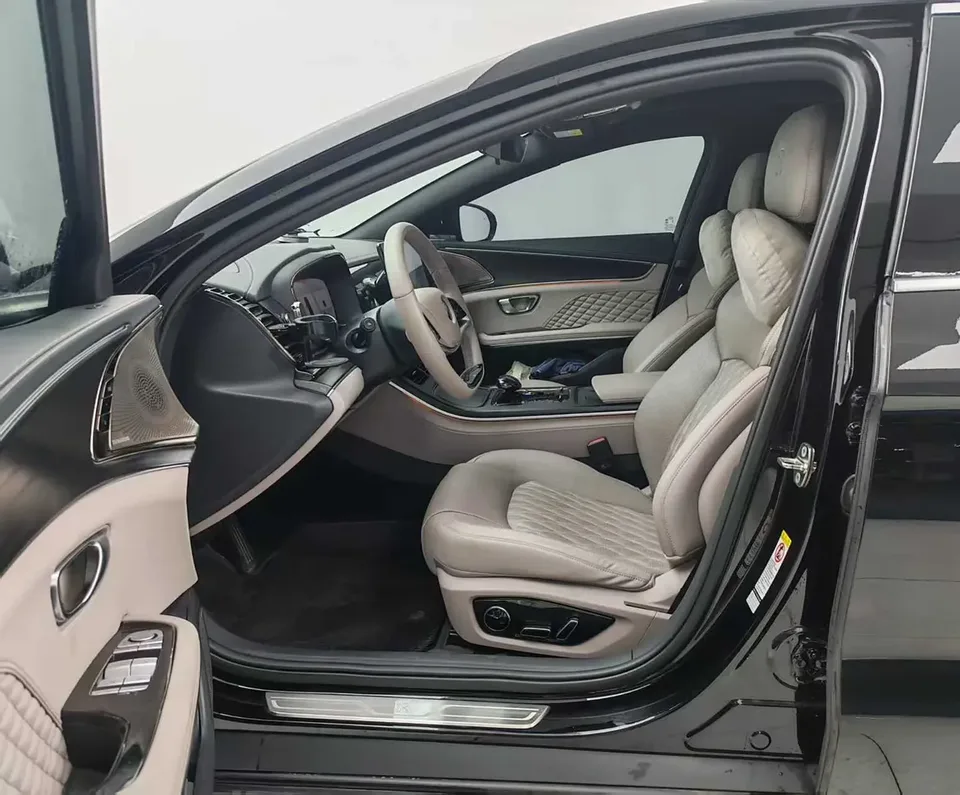 BYD Han DM DM-i Honor Edition 121KM Premium Edition 2024 — миниатюра 3