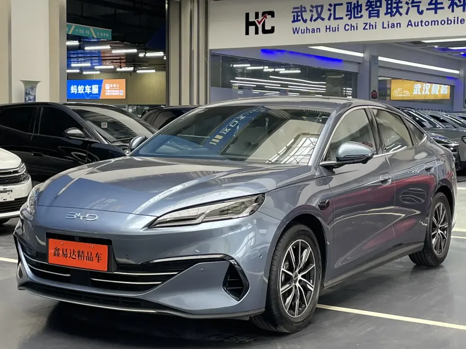 BYD Seal 06DM 2025