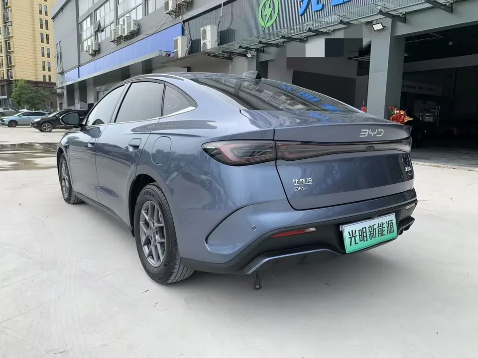 BYD Seal 06DM Intelligent Driving Edition DM-i 80KM Luxury Edition 2025 — миниатюра 4