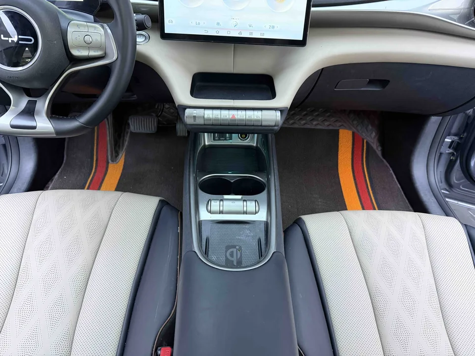 BYD Dolphin Dolphin Dolphin 2023 Fashion Edition 2023 — thumbnail 3