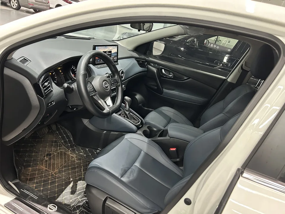 Nissan Qashqai Qashqai 2025 Honor 2.0L CVT XV True Heart Edition 2025 — миниатюра 4