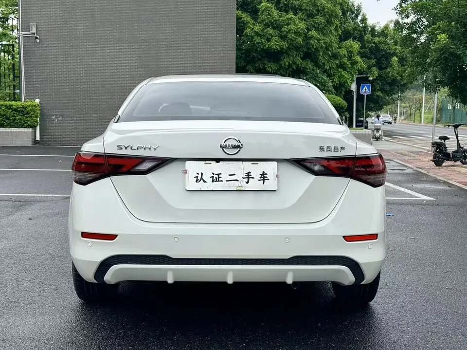 Nissan Sylphy Sylphy 2021 Sylphy 1.6L XL CVT Enjoy Edition 2022 — миниатюра 2