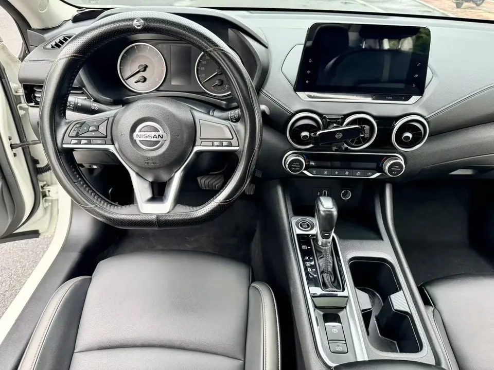 Nissan Sylphy Sylphy 2021 Sylphy 1.6L XL CVT Enjoy Edition 2022 — миниатюра 3