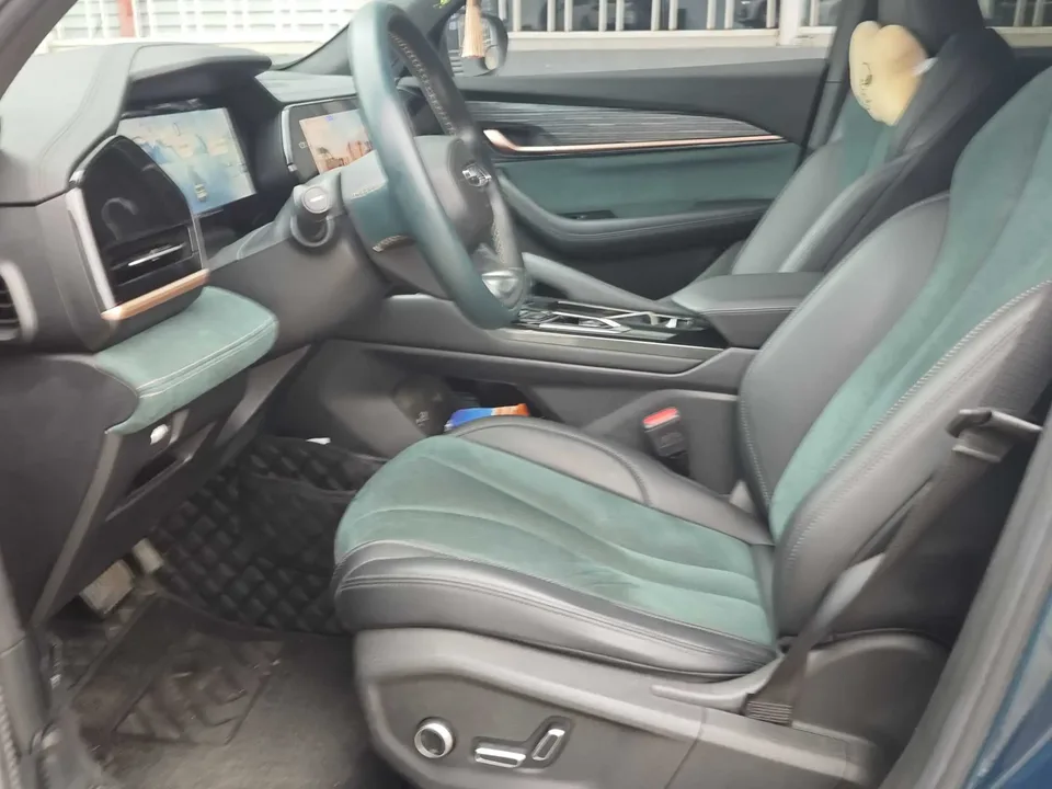 Geely Monjaro 2.0TD DCT EVO 2WD Smart Edition 2023 — миниатюра 4