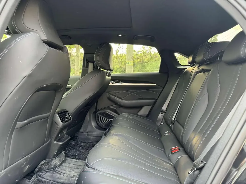 Geely Preface Xing Rui 1.5T Dongfang Yao Fuyao Edition 2026 — thumbnail 3