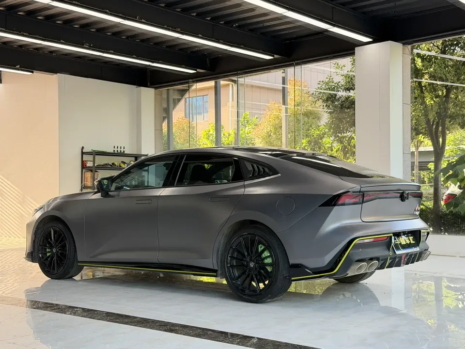 Changan UNI-V 2.0T Speed Edition 2022 — миниатюра 2