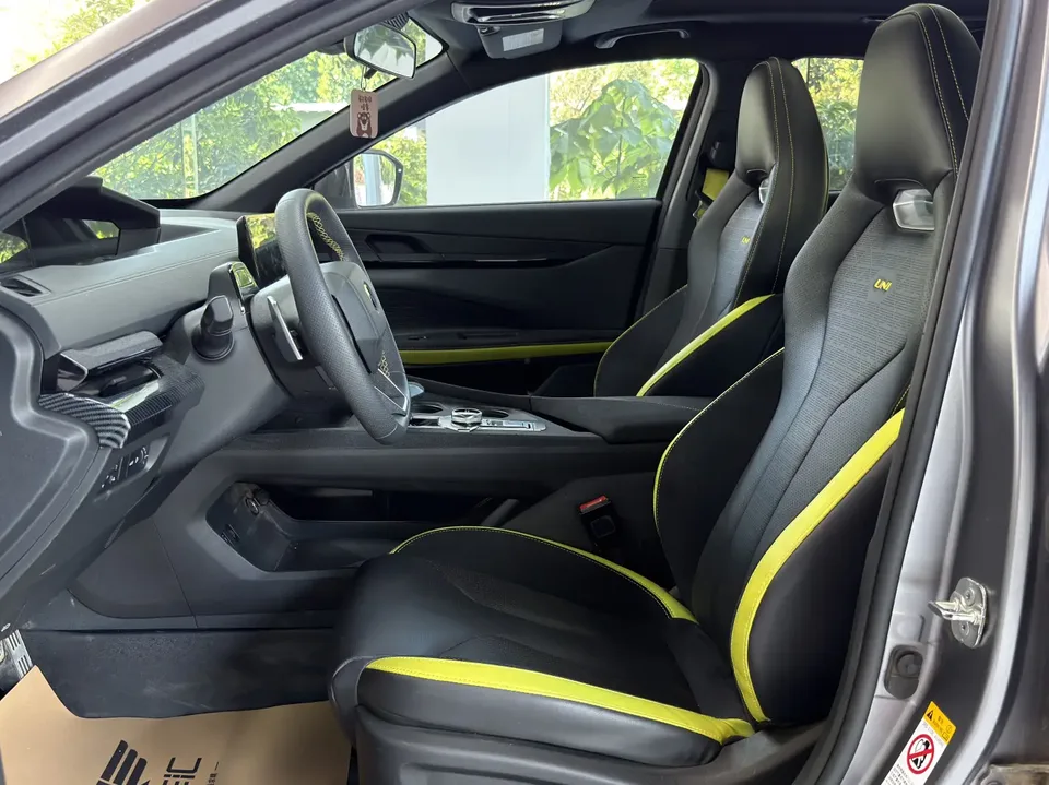 Changan UNI-V 2.0T Speed Edition 2022 — миниатюра 3