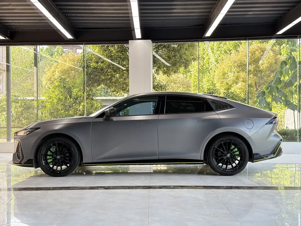 Changan UNI-V 2.0T Speed Edition 2022 — миниатюра 4