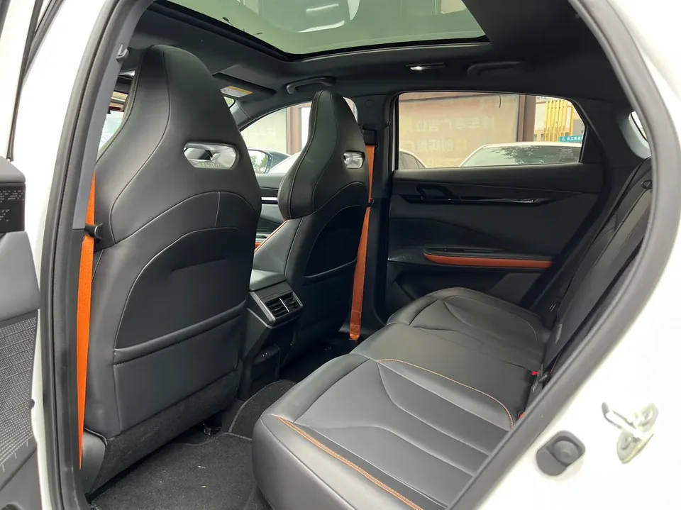 Changan UNI-V 1.5T High Energy Edition 2024 — миниатюра 3