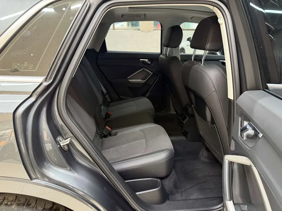 Audi Q3 Audi Q3 2023 35 TFSI Fashionable and Dynamic 2023 — миниатюра 5