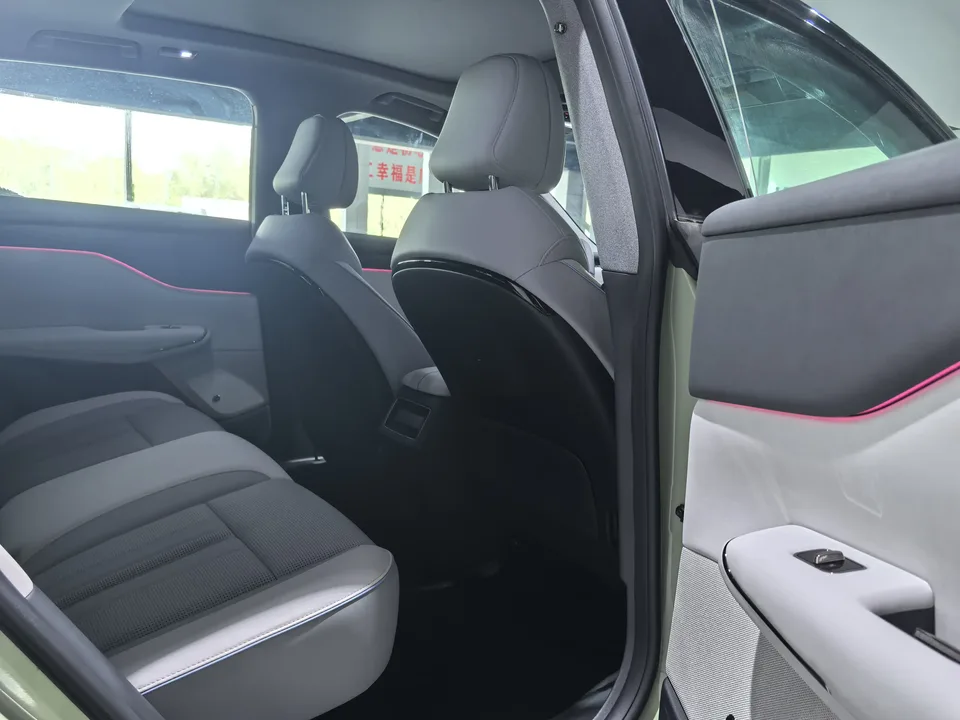 Voyah Courage Long-range Smart Edition 2025 — миниатюра 2