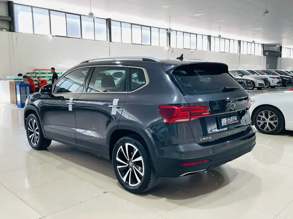 Volkswagen Tharu 2021 Tuyue 280TSI 2WD Luxury Edition 2022 — миниатюра 4