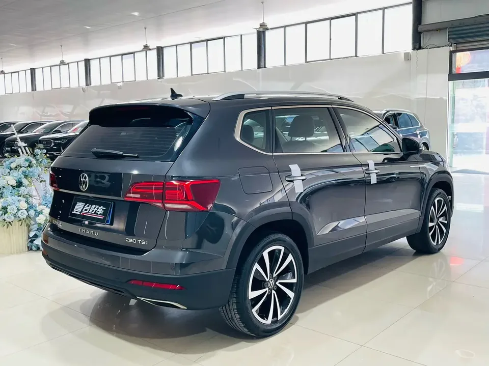 Volkswagen Tharu 2021 Tuyue 280TSI 2WD Luxury Edition 2022 — миниатюра 5