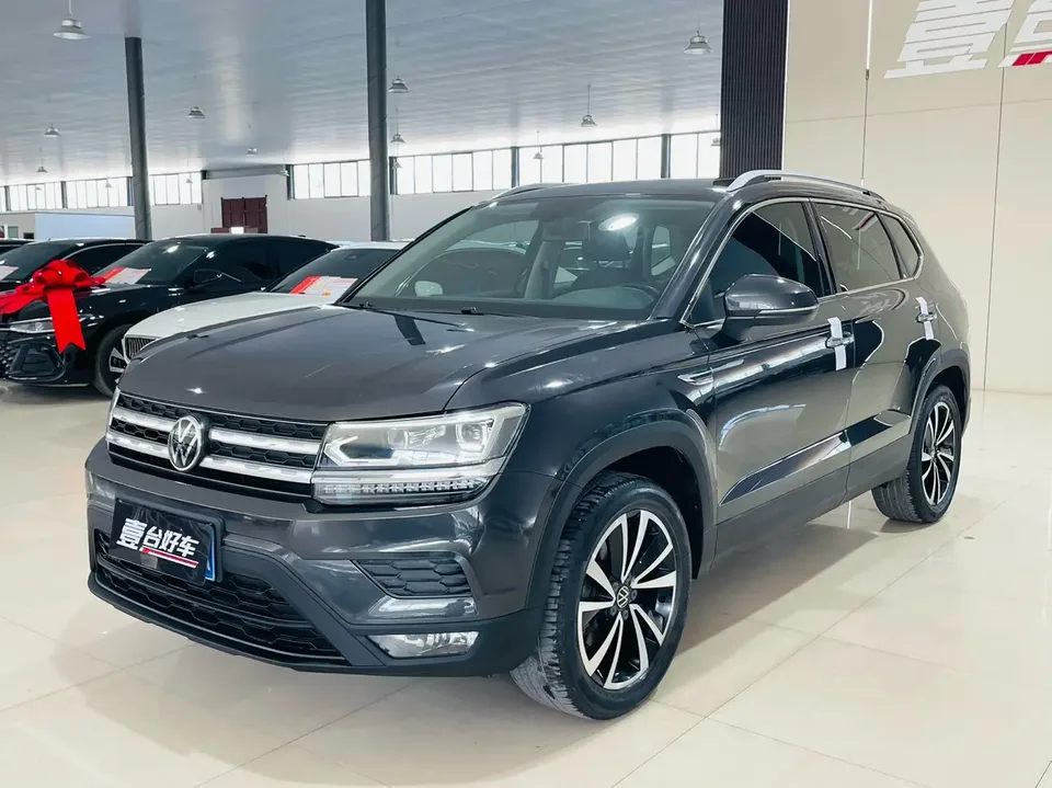 Volkswagen Tharu 2021 Tuyue 280TSI 2WD Luxury Edition 2022 — фото 1, купить с доставкой в Москву