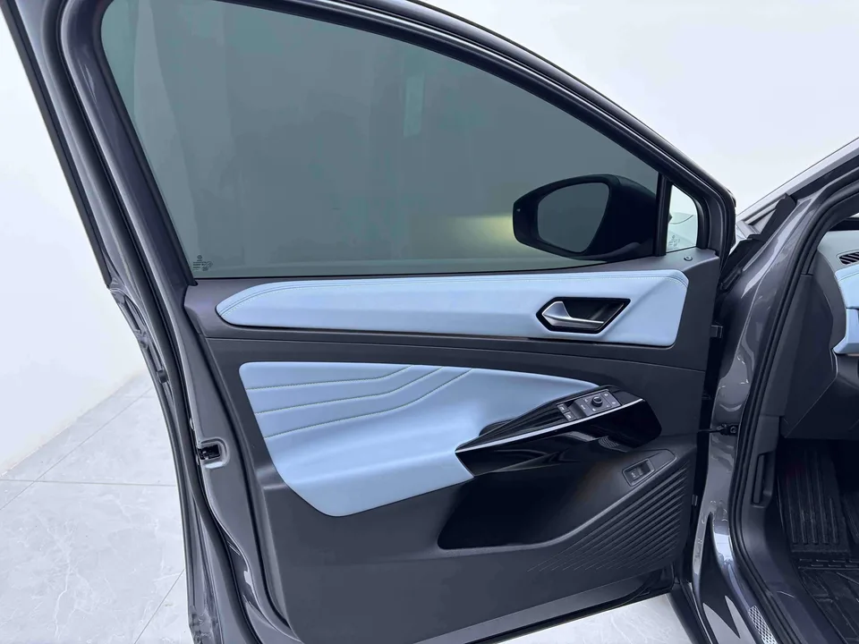 Volkswagen ID.4X Pure Intelligent Edition 2024 — миниатюра 5