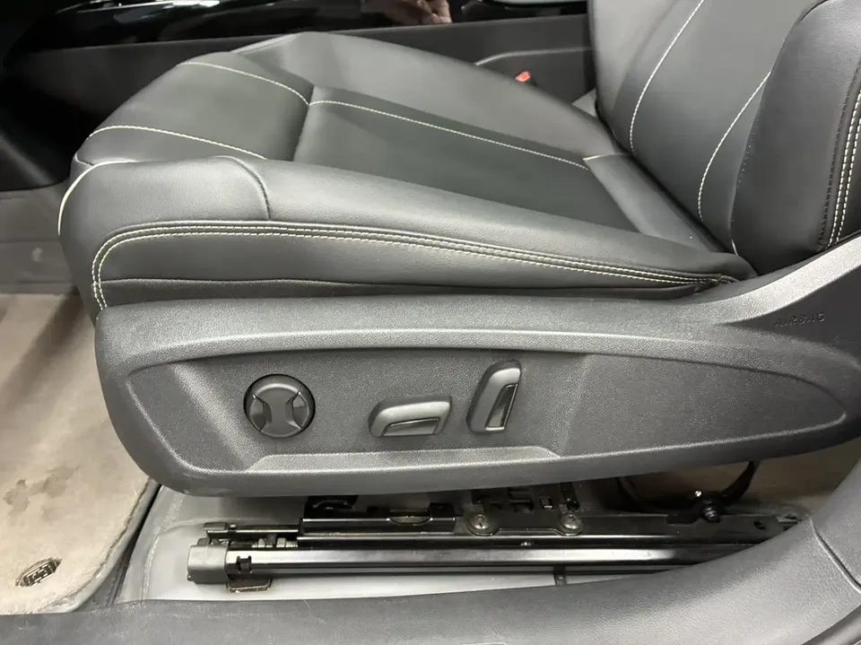 Volkswagen ID.4X Pure Intelligent Edition 2024 — миниатюра 4