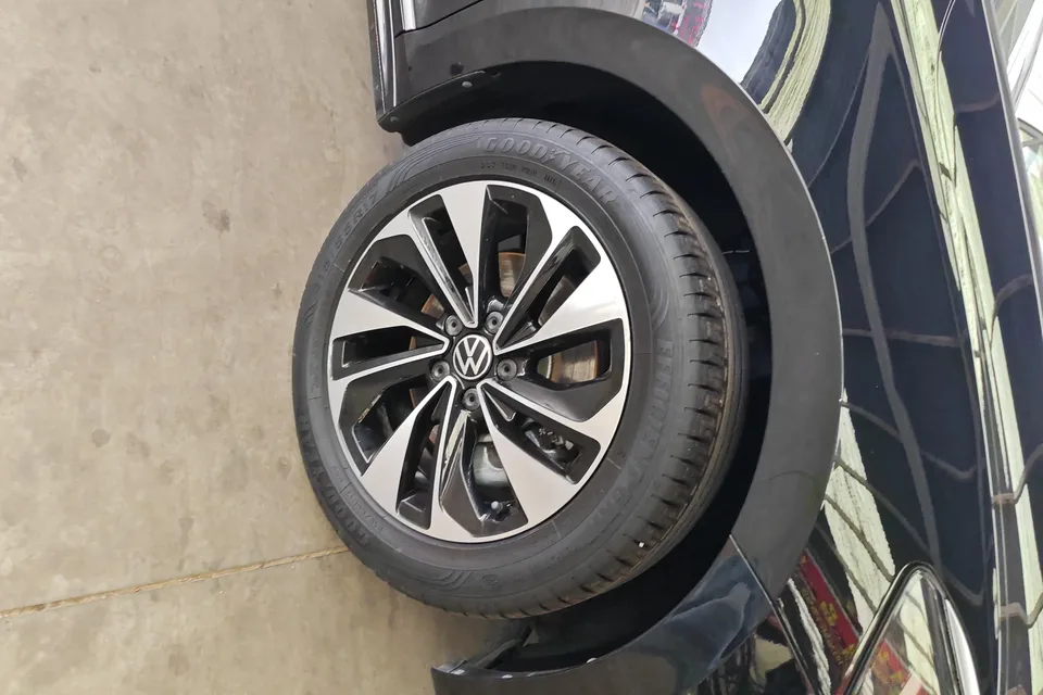 Volkswagen Passat Passat 2022 330TSI Elite Edition 2023 — миниатюра 3