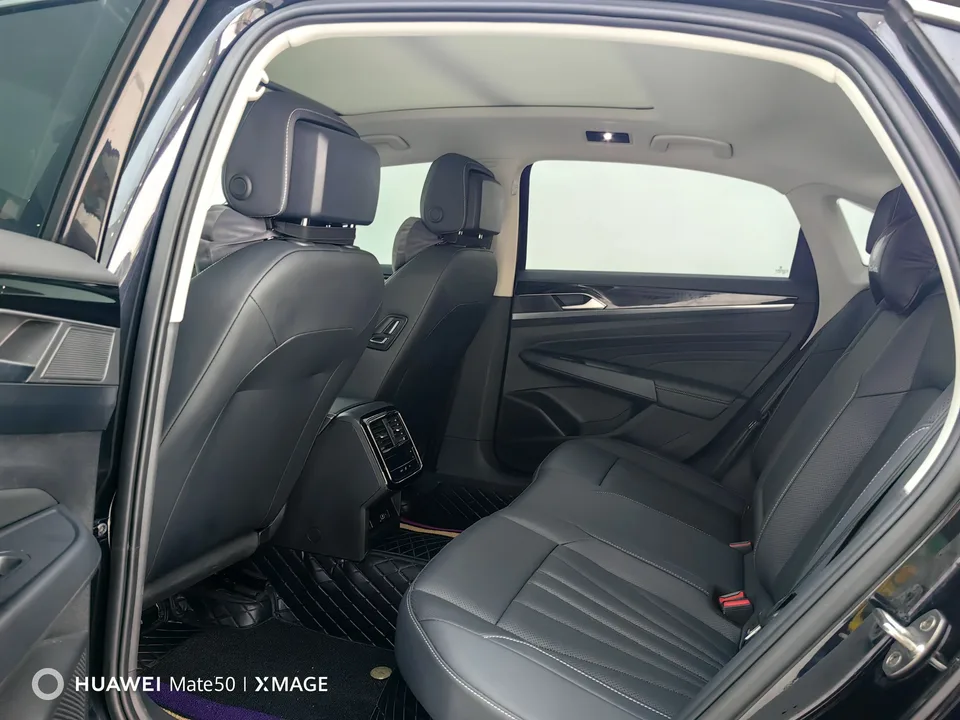 Volkswagen Passat Passat 2025 Outstanding Model 380TSI Starry Sky Dragon Edition 2025 — миниатюра 5