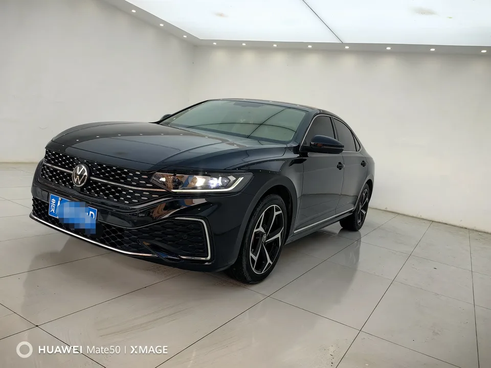 Volkswagen Passat 2025