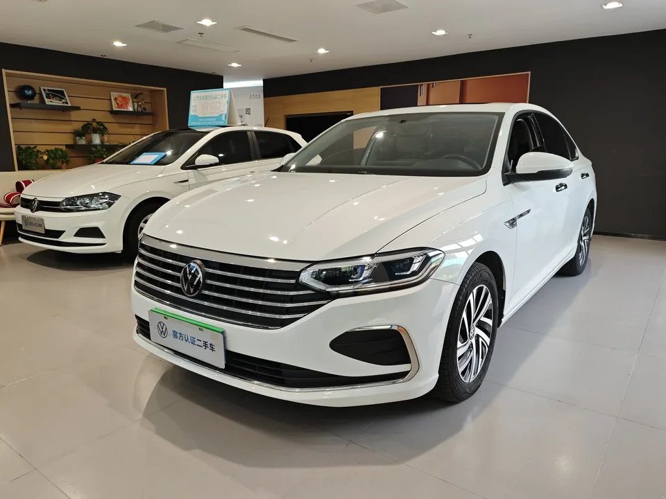 Volkswagen Lavida Lavida Lavida 2023 1.5L automatic full version 2022 — photo 1, buy with delivery to Moscow